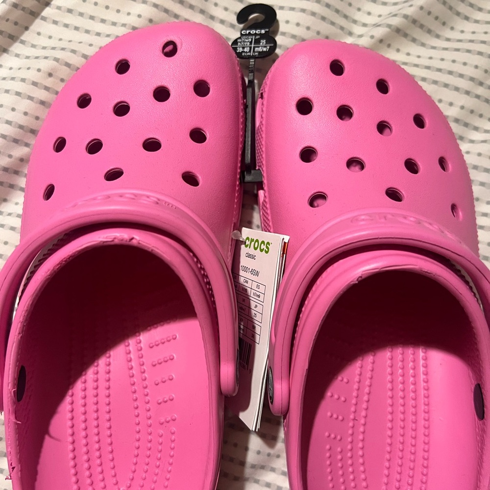 Crocs Classic, M7 W9, pink, new, never worn, original tags